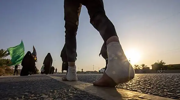 در مسیر پیاده روی اربعین کفش نو نپوشید، دمپایی همراه داشته باشید / زائران دیابتی و افراد با سابقه جراحی پا احتیاط کنند