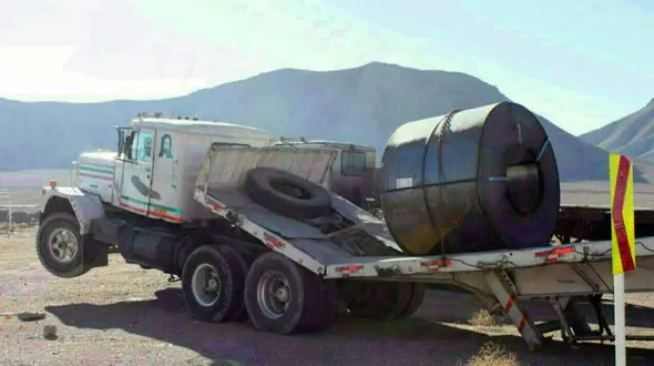 ببینید کمر تریلی چطور شکسته ! +عکس 