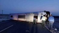 واژگونی هولناک اتوبوس مسافربری در جاده شیراز / بامداد سه شنبه رخ داد