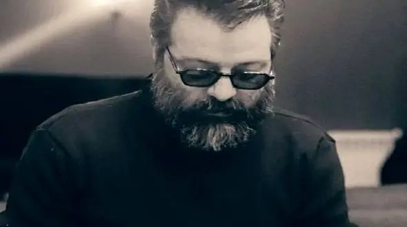 حامد صفایی، بازیگر تئاتر و سینما در مرگ خودخواسته، درگذشت