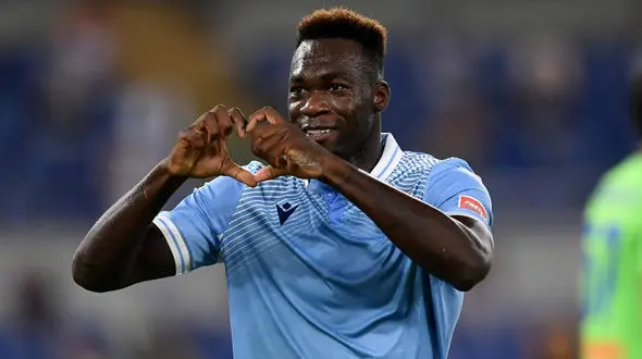 حضور مهاجم سابق منچسترسیتی و اینتر در پرسپولیس منتفی شد/ دلیل عجیب و تاسف بار! + فیلم