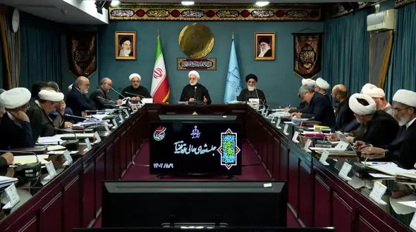 هیچ کس حق ندارد بدون اذن کسی را جلب کند/  نباید برای کشف گناه و جرم هر چند گناه بزرگ باشد شنود بگذارند