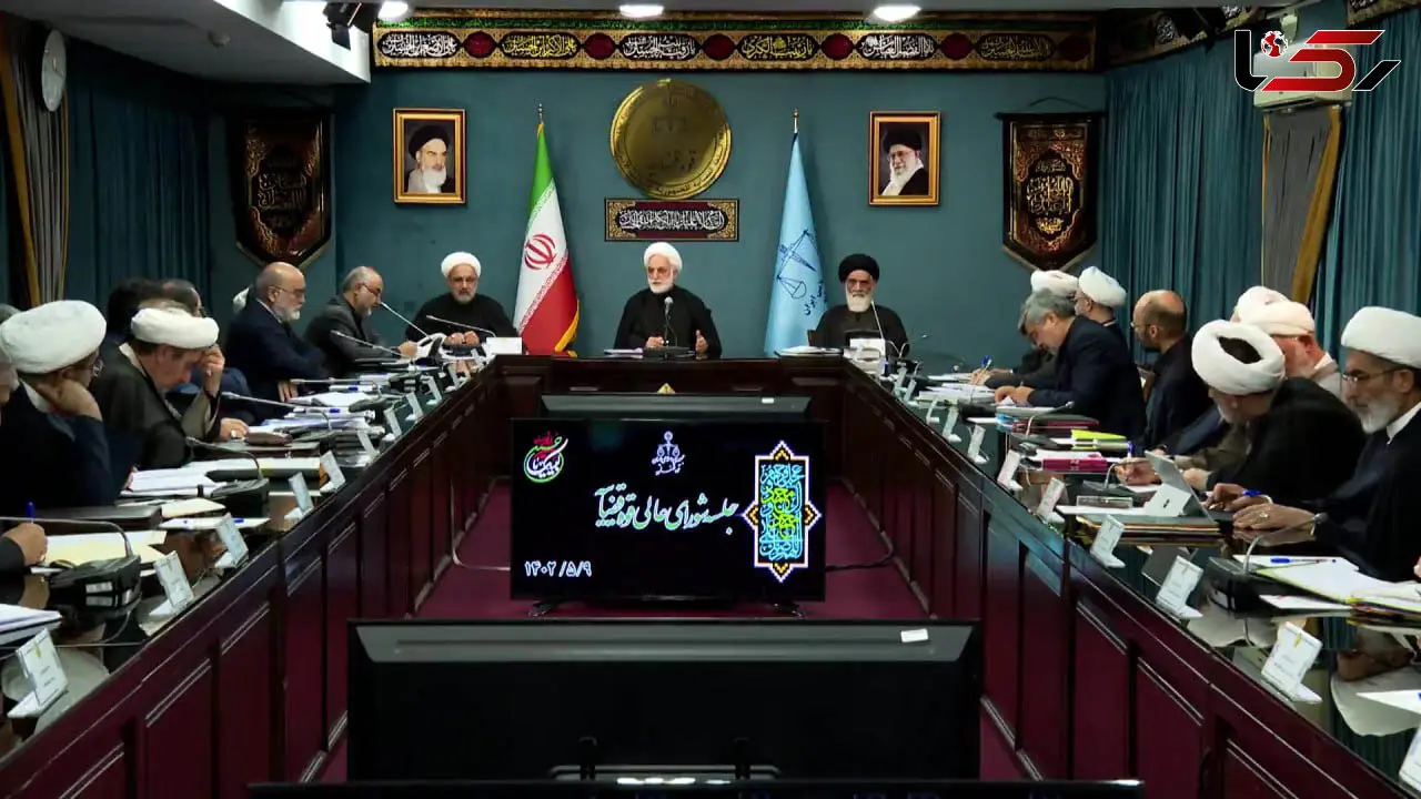 هیچ کس حق ندارد بدون اذن کسی را جلب کند/  نباید برای کشف گناه و جرم هر چند گناه بزرگ باشد شنود بگذارند
