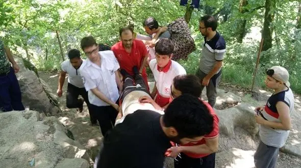 آبشار میلاش جان پزشک گیلانی را گرفت + عکس و جزییات