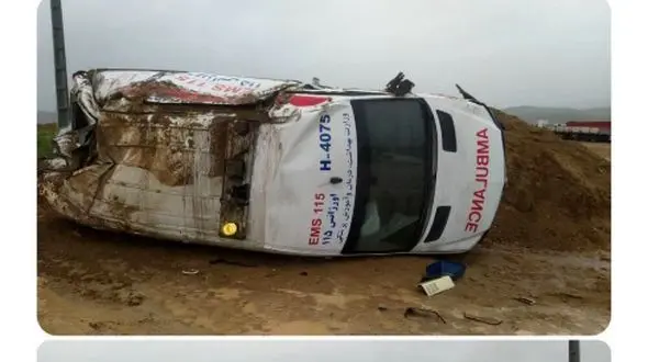 لغزندگی جاده حادثه آفرید/ واژگونی آمبولانس پایگاه وینسار قروه