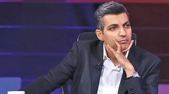کنایه عجیب عادل فردوسی‌پور به تعطیلی‌های پی‌در‌پی در ایران / باید مسکو  دائم التعطیل باشه ! + فیلم