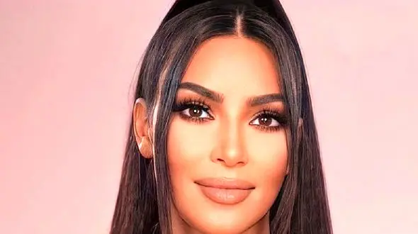 گریم ترسناک کیم کارداشیان