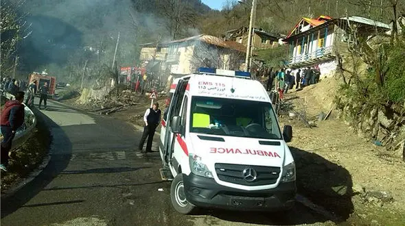 آتش‌سوزی مهیب در امامزاده ابراهیم شفت / پسر 4 ساله کشته شد و مادر و دو فرزند دیگرش به شدت سوختند+عکس