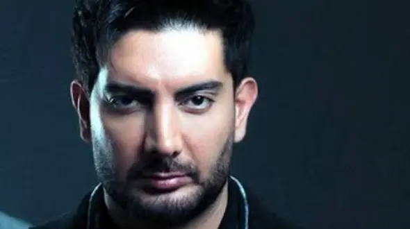 فیلم آواز با رقص گروهی فرزاد فرزین در کنسرت پرهیاهویش ! / آهنگ فرار ترکاند !