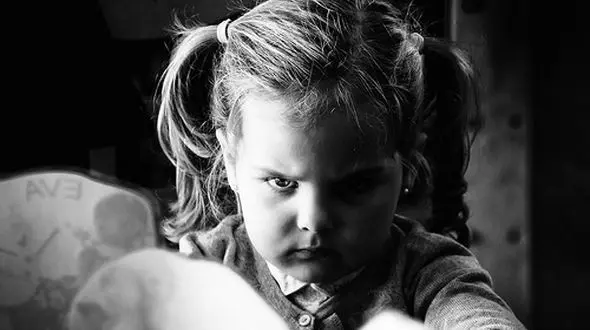 چرا حسودی میکنی ؟ / علل حسادت‌ کردن