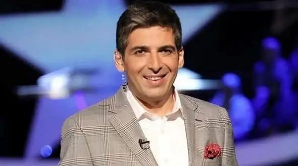 حضور حمید گودرزی و همسر اولش در یک رستوران چینی به صرف غذاهای عجیب و غریب +عکس/ چهره خوشحال آقای بازیگر از پخت غذا با دستان خودش!
