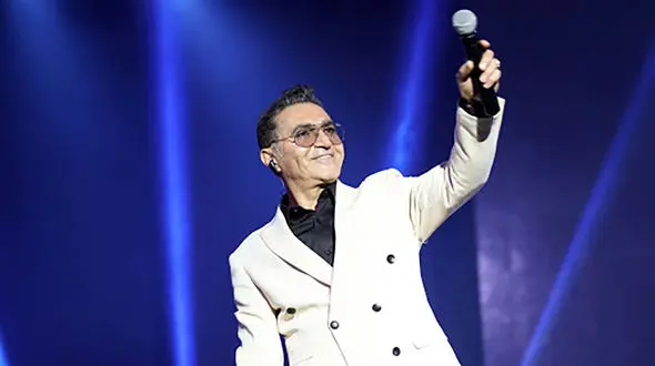 فریدون آسرایی خواننده مشهور کشورمان عزادار شد + عکس