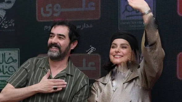 فیلم /  نگاهی به تیپ و استایل شیک هنرمندان در اکران فیلم «رها»/ درخشش شهاب حسینی و غزل شاکری/ زیبا، اصیل و ایرانی پسند