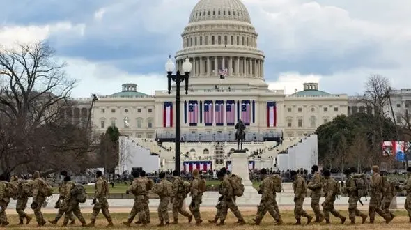 100 نیروی گارد ملی آمریکا برای محافظت از ساختمان کنگره مستقر می‌شوند