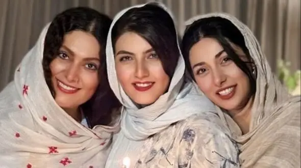 فیلم/ چیدمان ساده ولی پر از عشق جشن تولد 30 سالگی زهرا سزاوار (بازیگر سریال ساهره) / چه  پدر و مادر جذاب و جوانی داره!