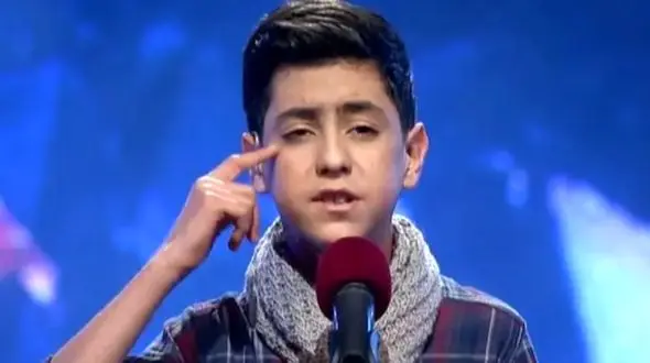 فیلم آوازباشکوه  این پسربچه که آهنگ محسن یگانه را بهتر از خودش خواند !