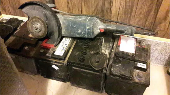 م - ع رییس باند سازمان یافته در مشهد دستگیر شد / این مرد 10 نوچه داشت