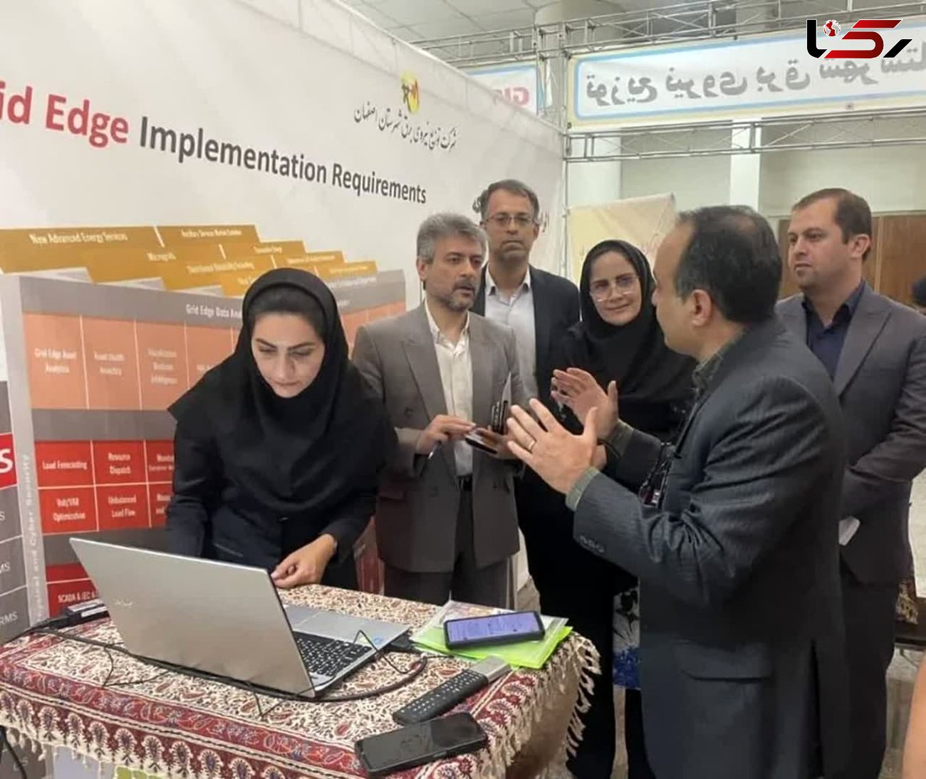 تقدیر از شرکت توزیع برق شهرستان اصفهان بعنوان شرکت برتر ساخت در کنفرانس ملی GIS
