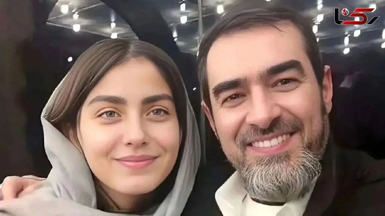 عکس /  استایل ترند زن دوم شهاب حسینی با مانتوی شنلی و کفش توری و مانتوی کتی چهارخونه و شلوار واید لاله مرزبان در یک ایونت خصوصی