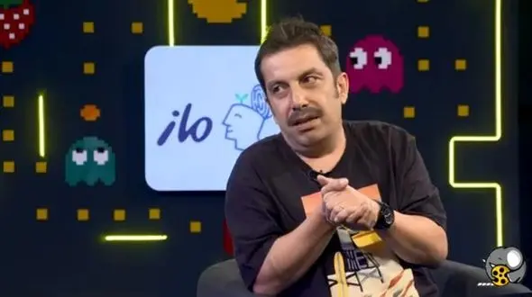 فیلم/ نامرد مثل امیرحسین قیاسی؛ وقتی سوتی غش‌آور عباس جمشیدی‌فر درباره یک نوازنده و خواننده اون ور آبی رو پخش کرد/ غمگینم مثل عباس آقا