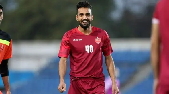 مهاجم مصدوم پرسپولیس پا به توپ شد