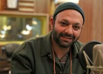 استایلی که از خانم‌ها انتظارش رو داشتیم توسط صابر ابر زده شد؛ سبیل در کنار طاووس!