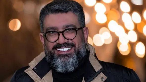 عکس لو رفته از عایشه‌گل در برنامه رشیدپور