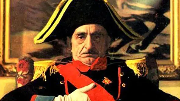 ضربه یک سریال به بنیان سلطنت پهلوی ! / افشای سانسور دایی جان ناپلئون