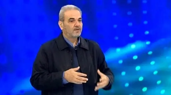 نمونه جادوگری در فوتبال ایران از زبان جواد خیابانی: آب دهان کلاغ رو با چی و چی قاطی می کنن میریزن خط دروازه حریف!