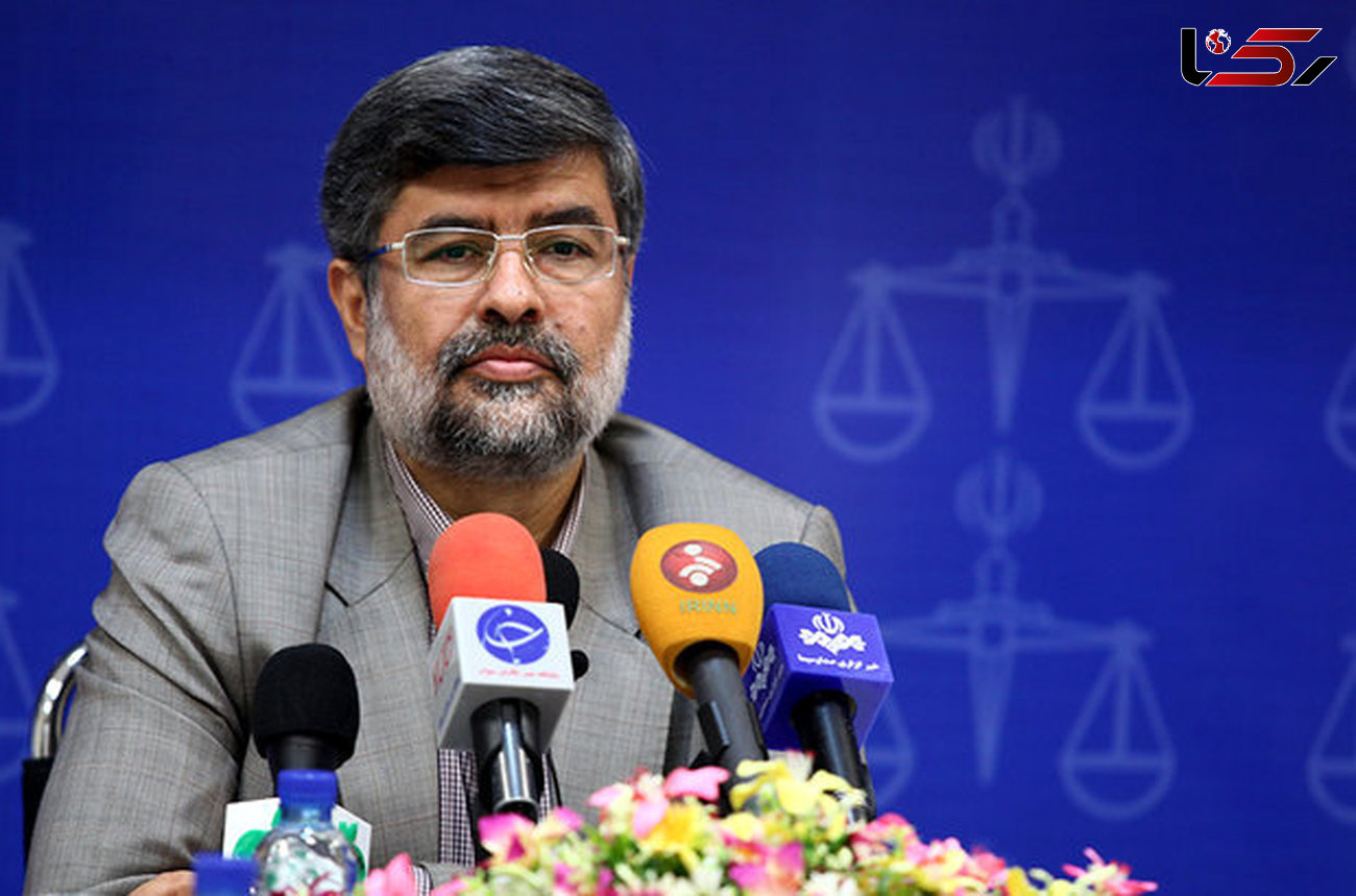 بخش اعظم فساد اداری ایران به خاطر تحریم‌ها است