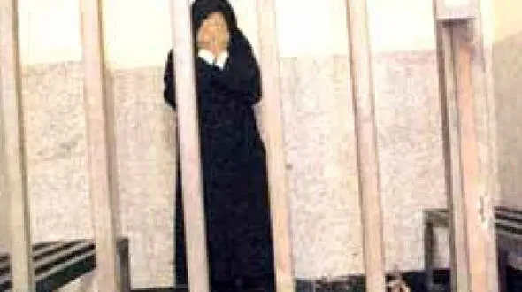 این زن شیرازی جلوی دوربین کار وحشتناکی کرد! + جزییات