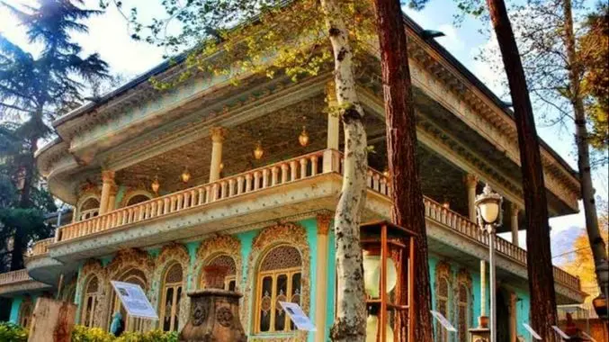 گشتی در باشکوه ترین عمارت تاریخی شمال تهران، خانه حسین خداداد؛ با نوای ملکوتی و بهشتی همایون شجریان جایی که زمان متوقف می شود