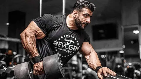 این مدل عشق و عاشقی از هادی چوپان بعید بود+ تصویر