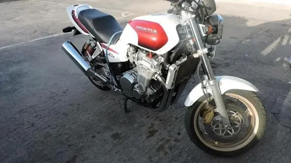 موتور سیکلت قاچاق در خمه الیگودرز متوقف شد