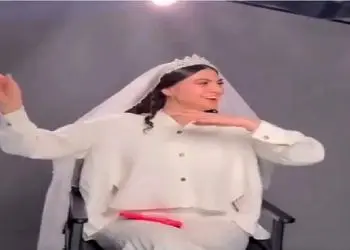 فیلم  / آموزش رقص اصیل آذری با مریم مومن پشت صحنه عروسیش / چه حرفه ای میرقصه خانم بازیگر اردبیلی ...