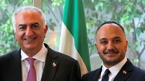 فیلم / احسان کرمی بازنده‌ای که تازه فهمید فحاشی زبان مشترک سلطنت‌طلبان است !/ افشاگری تازه یک بازیگر فراری ...