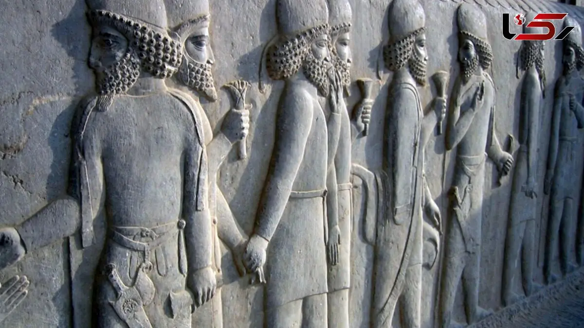 شکوه هنر هخامنشی در پلکان کاخ سه‌ دروازه