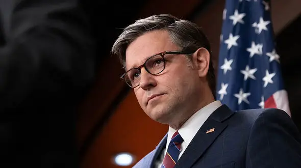 رئیس مجلس نمایندگان آمریکا :غرب در حال بلعیدن خود است