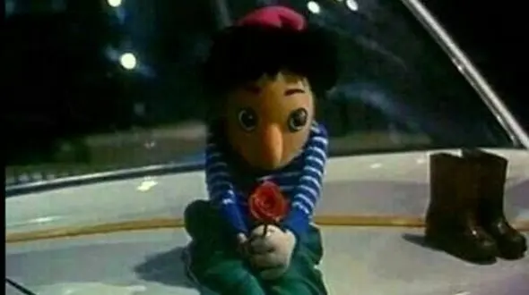 تلخ ترین سرنوشت کلاه‌قرمزی  که دلتان را کباب می کند ! / از دل مورچه بیرون آمد و ناگهان غیب شد !