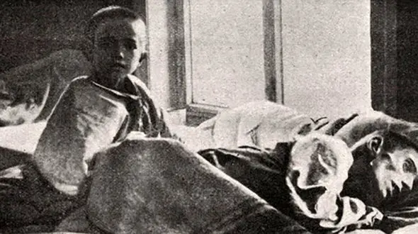 تصاویری تکان‌دهنده از آدمخوارها