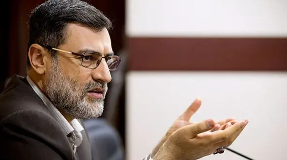 قاضی‌زاده: کسانی که واکسن فایزر زده بودند اجازه واردات واکسن را ندادند/
دیپلماسی فقط خندیدن و لبخند زدن نیست

