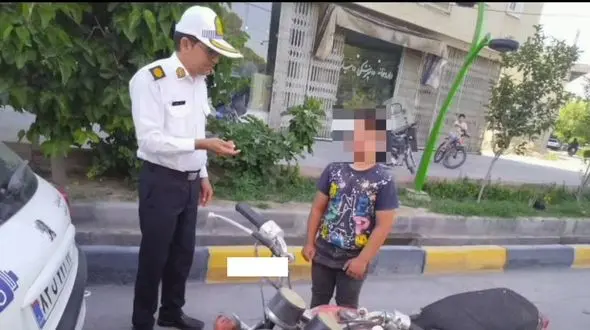 توقیف موتورسیکلت با راننده ۹ ساله در اصفهان