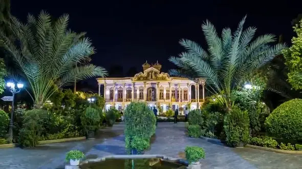 ببینید / تایم لپس زیبا از شهر شیراز + فیلم 