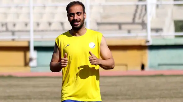 آذرباد: از استقلال و سپاهان پیشنهاد دارم