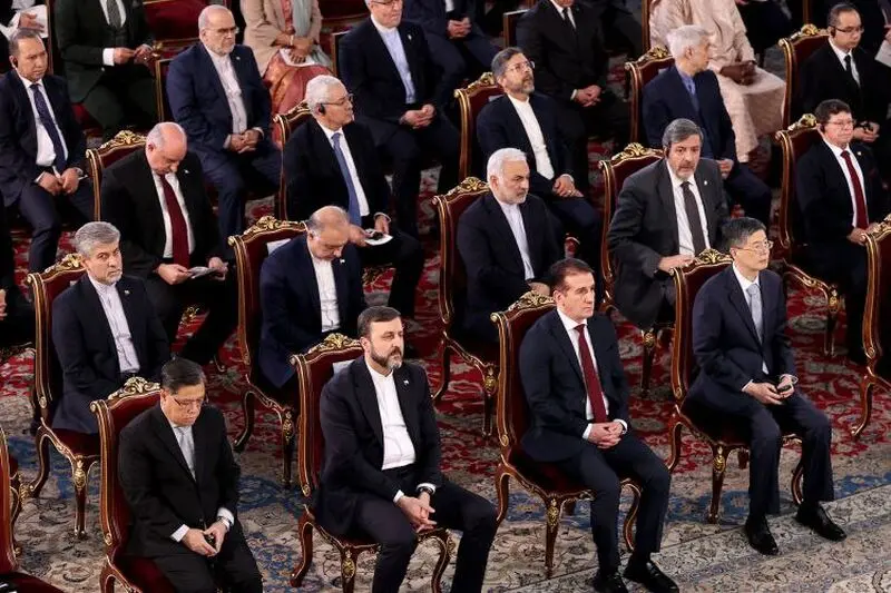 دکتر مسعود پزشکیان بعدازظهر امروز دوشنبه 20 بهمن 1404 در آیین رسمی روز ملی جمهوری اسلامی ایران «سلام سفرا» به مناسب چهل و هفتمین سالگرد پیروزی شکوهمند انقلاب اسلامی