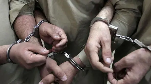 حمله مردان چاقوکش با ماموران پلیس در زاهدان