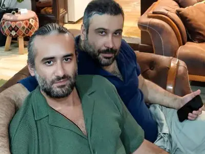 هم صدایی محسن یگانه، محسن چاوشی و حامد هاکان؛ «آهای خبر نداری» دوباره شنیدنی شد