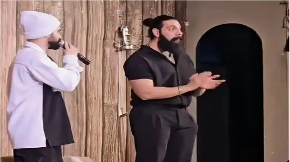 آواز شاد؛ آقاهه با سه متر ریش بافتنی یجور رقص و عشوه میاد دختران سرزمین ناتوانن