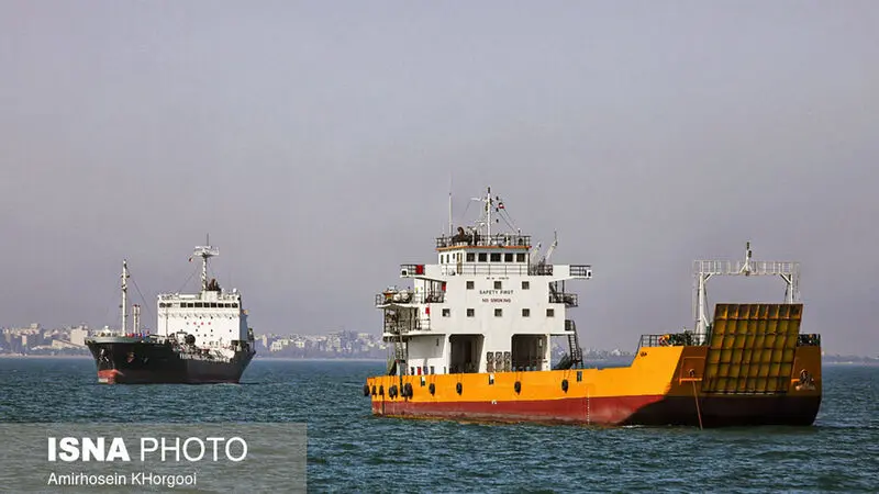 اینجا «تنگه هرمز» است...