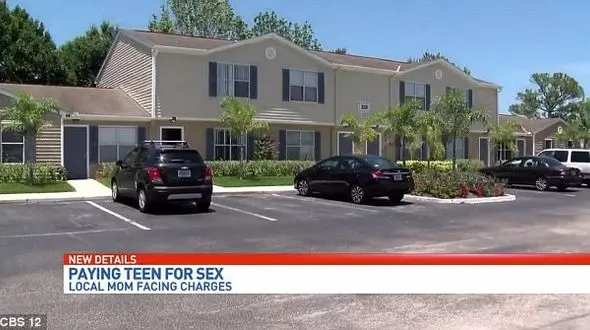 پسر 15 ساله پول گرفت تا با یک زن ارتباط شوم برقرار کند+ عکس زن